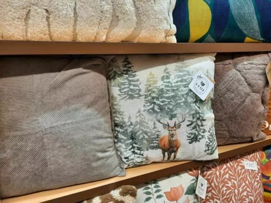 coussin cerf 45x45 polyester et lin