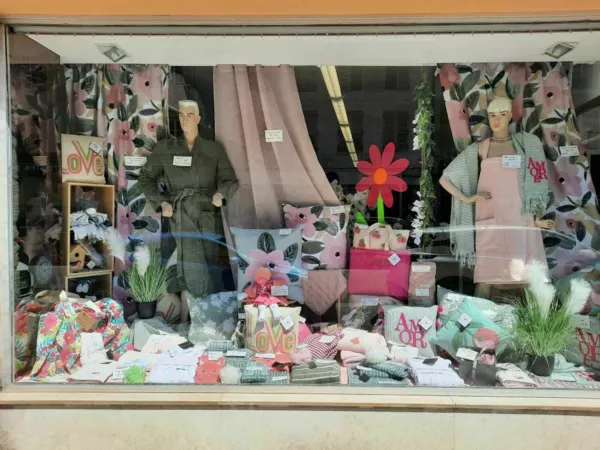 vitrine DORINE sauge(avril 2025)