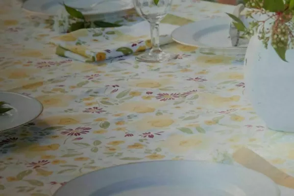 nappe fleurie coton.