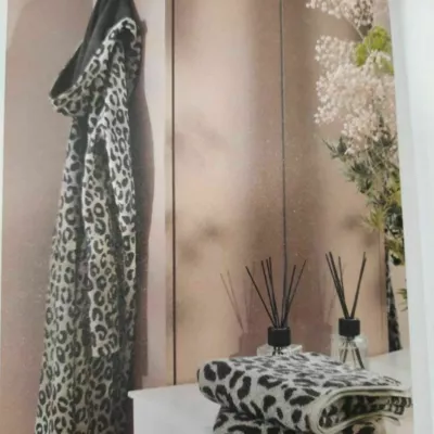 peignoir léopard gris et noir 
