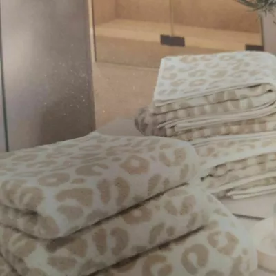 linges léopard beige