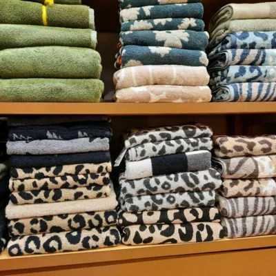 Choix de linges de toilette éponge.
